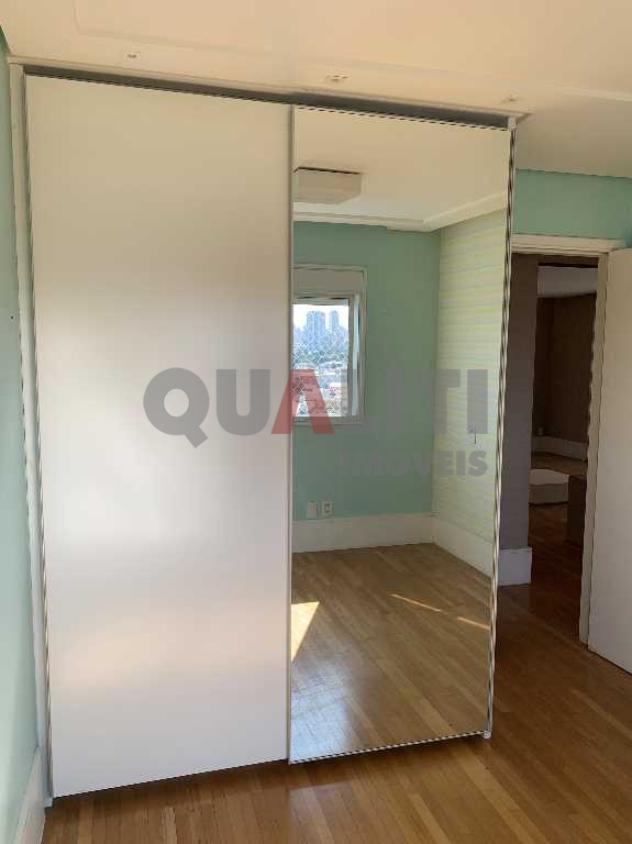 Apartamento com 2 dormitórios e 1 suite para venda no Vila Guarani ao lado da estação do Metrô Conceição.