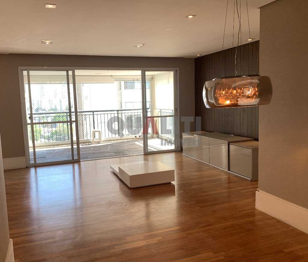 Apartamento com 2 dormitórios e 1 suite para venda no Vila Guarani ao lado da estação do Metrô Conceição.