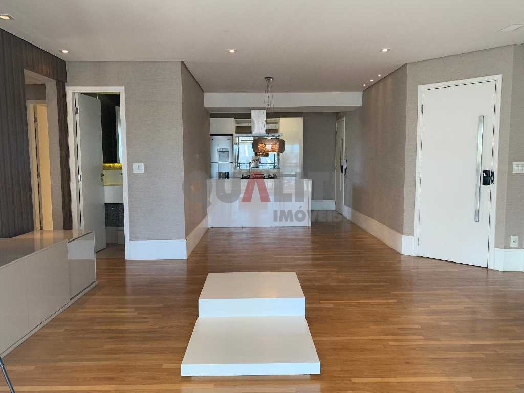 Apartamento com 2 dormitórios e 1 suite para venda no Vila Guarani ao lado da estação do Metrô Conceição.