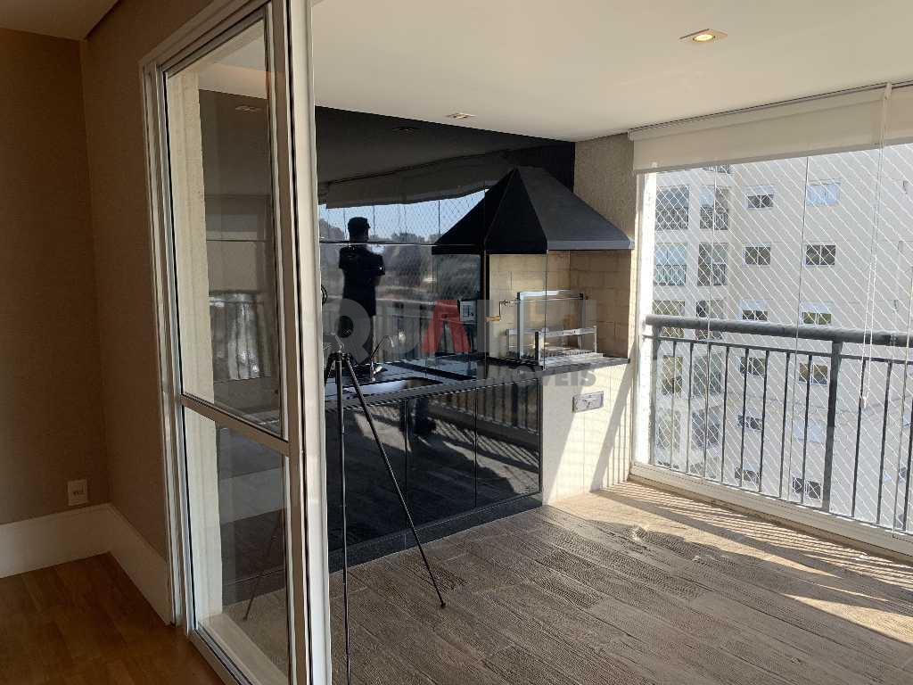 Apartamento com 2 dormitórios e 1 suite para venda no Vila Guarani ao lado da estação do Metrô Conceição.