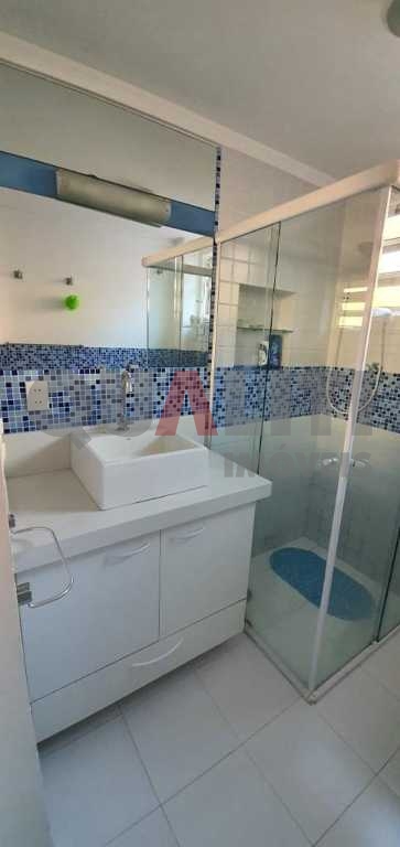Apartamento reformado para venda em Moema fora da rota, rua tranquila com 2 dormitórios, 76 m², 1 vaga de garagem e lazer, oportunidade!