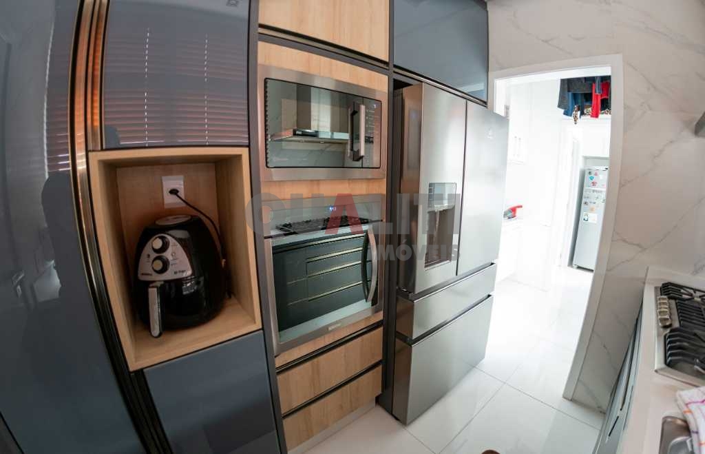 Cobertura Tríplex Alto Padrão em Moema, com Solarium e Vista 180º de São Paulo.