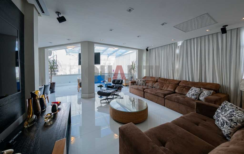 Cobertura Tríplex Alto Padrão em Moema, com Solarium e Vista 180º de São Paulo.