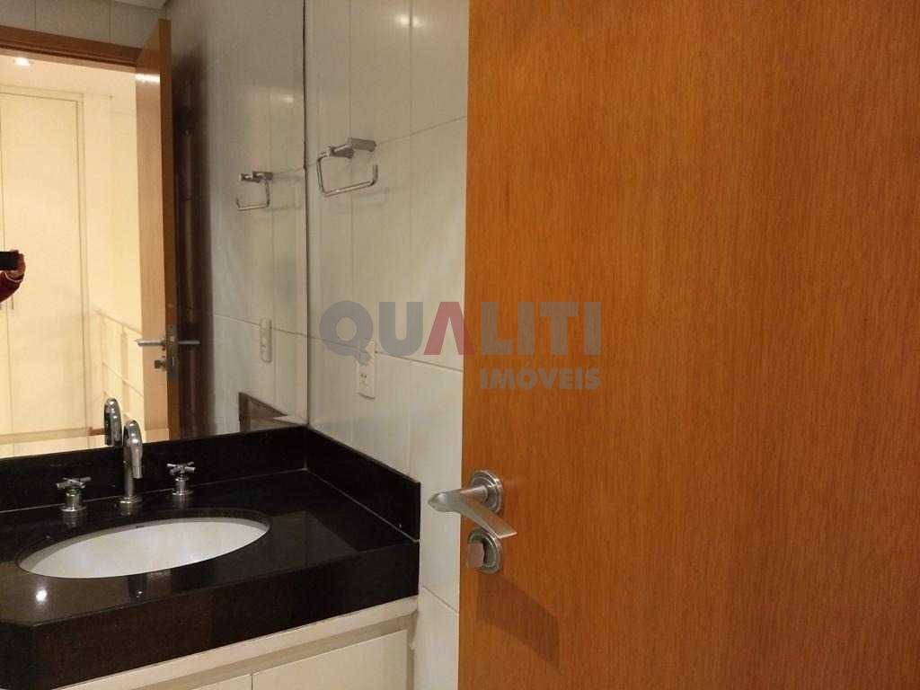Apartamento para Venda em Moema.