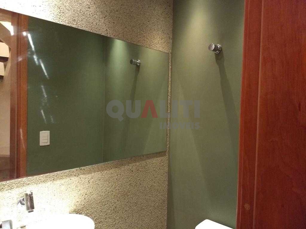 Apartamento para Venda em Moema.