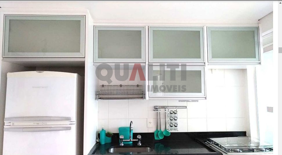 Apartamento Duplex mobiliado para Locação com 76 m², 2 quartos, 1 suíte e 2 vagas em Moema, voltado para o Parque Ibirapuera.