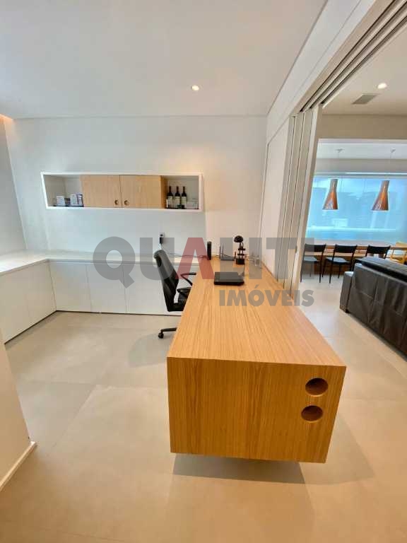Apartamento para venda ou locação em Moema