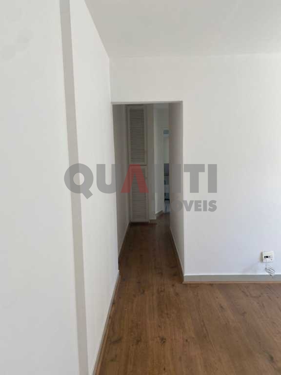 Apartamento, no Itaim Bibi, para venda.