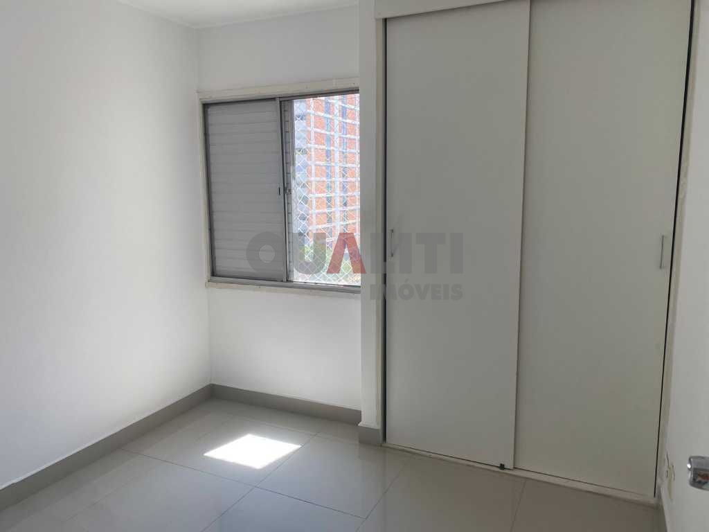 Apartamento, no Itaim Bibi, para venda.