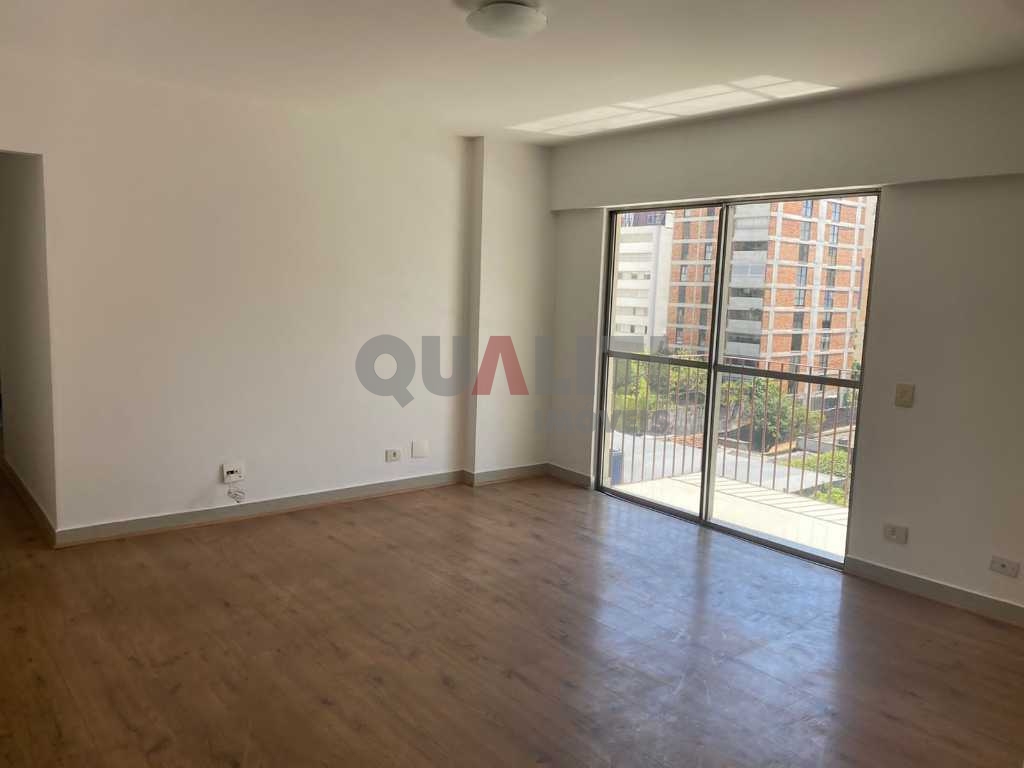 Apartamento, no Itaim Bibi, para venda.