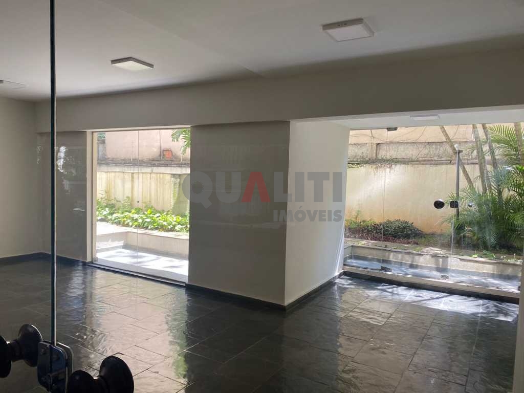 Apartamento, no Itaim Bibi, para venda.