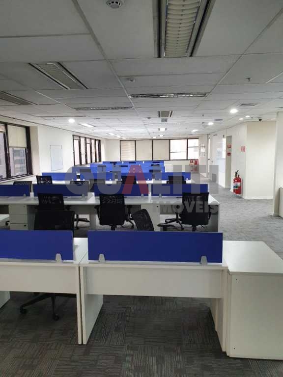 Conjunto comercial para locação na Vila Olímpia.
