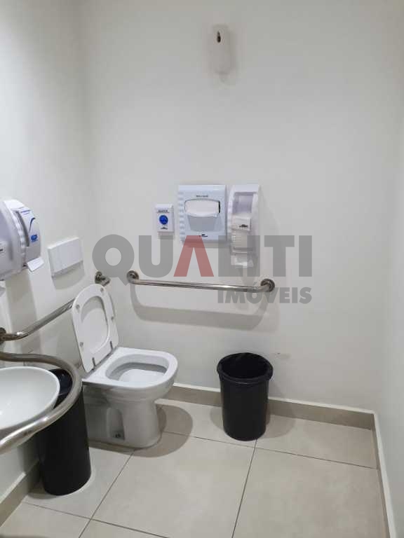 Conjunto comercial para locação na Vila Olímpia.