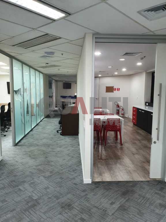 Conjunto comercial para locação na Vila Olímpia.