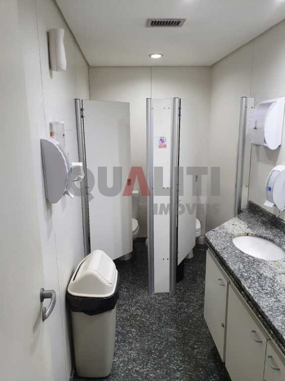 Conjunto comercial para locação na Vila Olímpia.