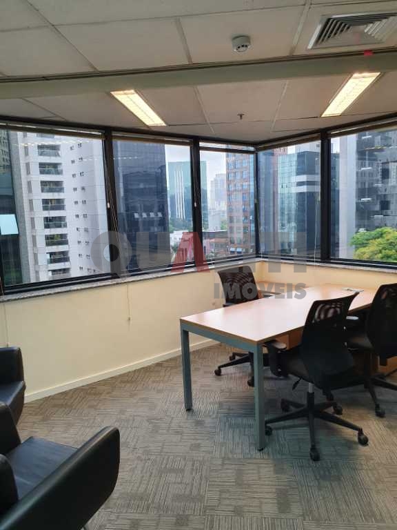 Conjunto comercial para locação na Vila Olímpia.