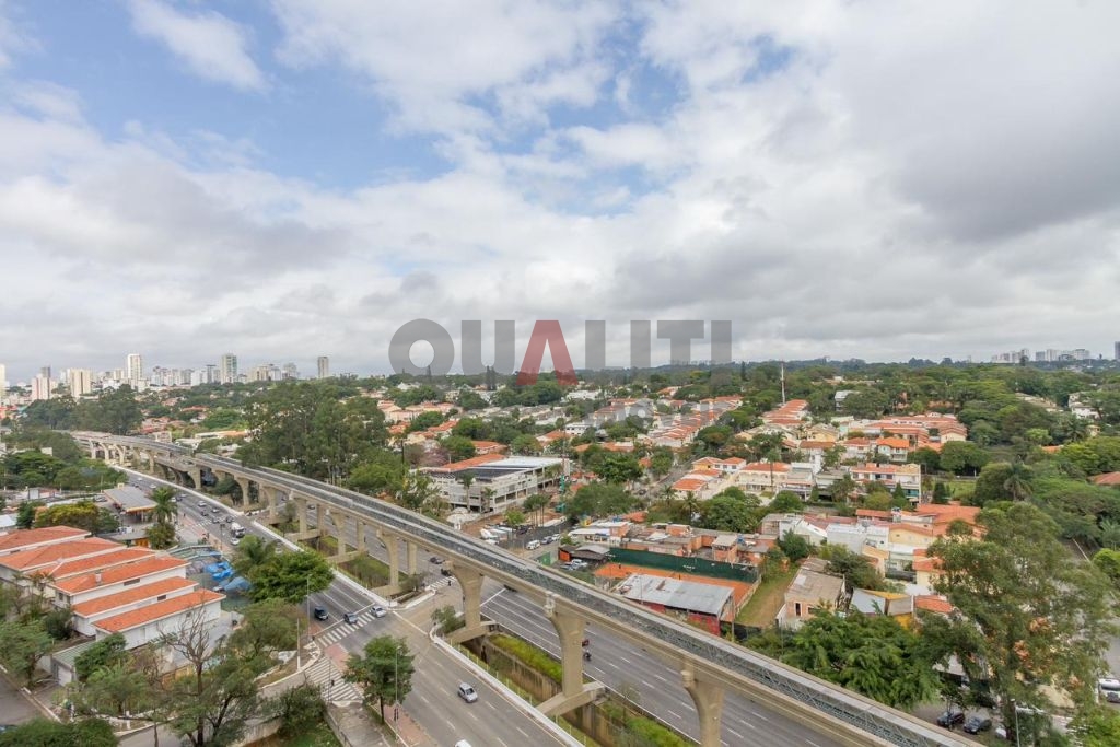 Apartamento impecável para venda no Campo Belo com 3 suítes, 180 m², 3 vagas, terraço gourmet, condomínio clube e baixa taxa de condomínio.