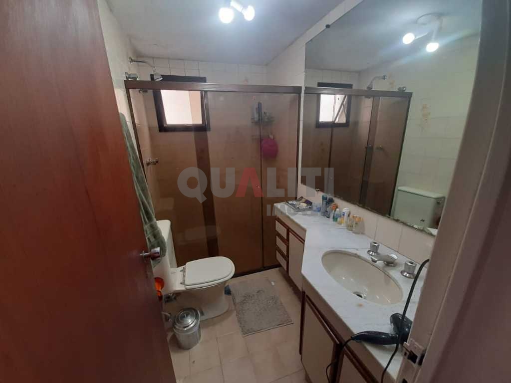 Apartamento para Venda em Moema.