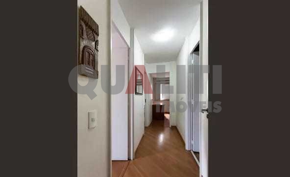 Apartamento com 3 dormitórios e 2 suites à Venda na Vila Olímpia.