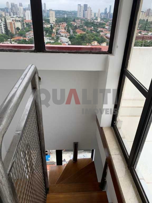 Cobertura duplex para venda no Brooklin com 140 m², 2 dormitórios, 2 vagas, amplo terraço com jaccuzi e solarium e lazer, oportunidade!!