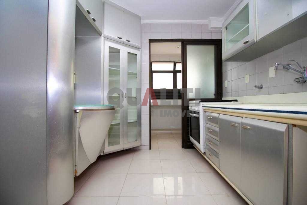 Cobertura duplex para venda no Brooklin com 140 m², 2 dormitórios, 2 vagas, amplo terraço com jaccuzi e solarium e lazer, oportunidade!!