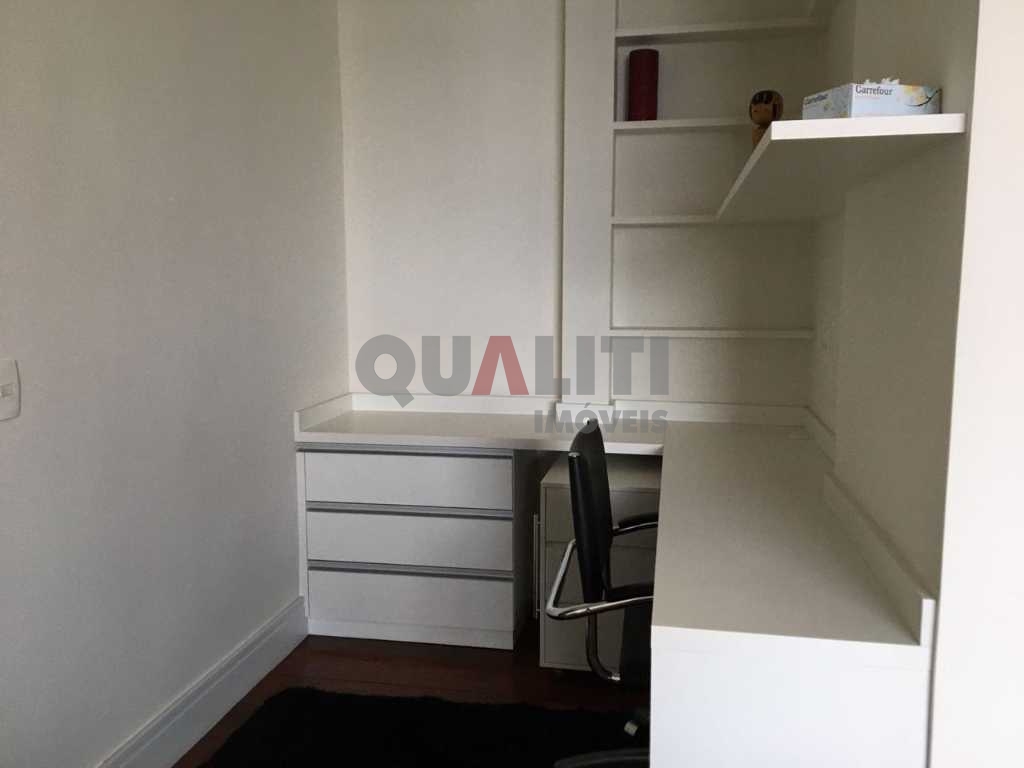 Apartamento com 106 m², 2 quartos e 2 suítes, closet, 1 vaga, mobiliado, para locação na Vila Mariana.
