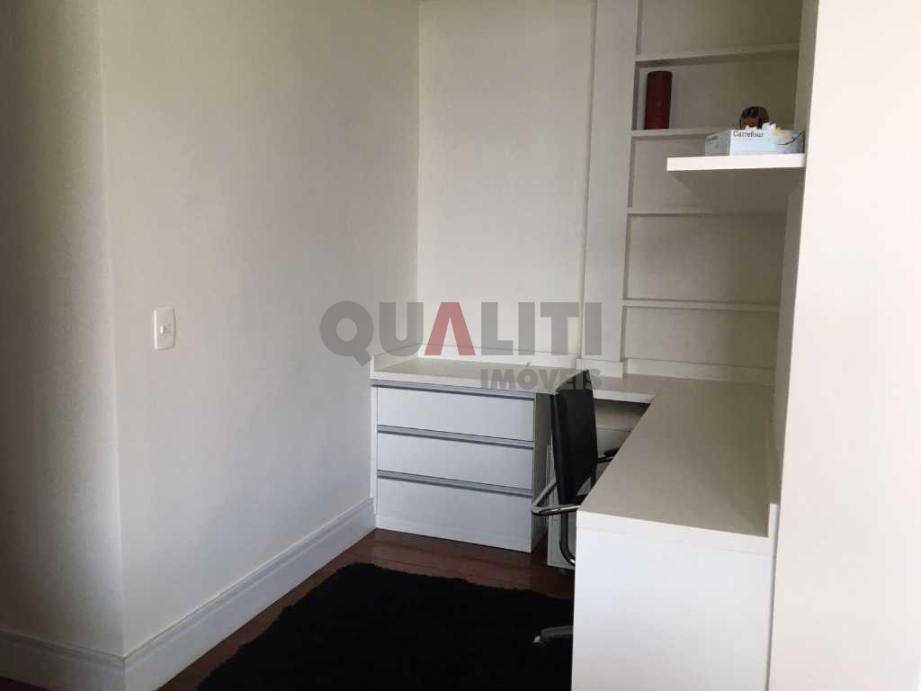 Apartamento com 106 m², 2 quartos e 2 suítes, closet, 1 vaga, mobiliado, para locação na Vila Mariana.