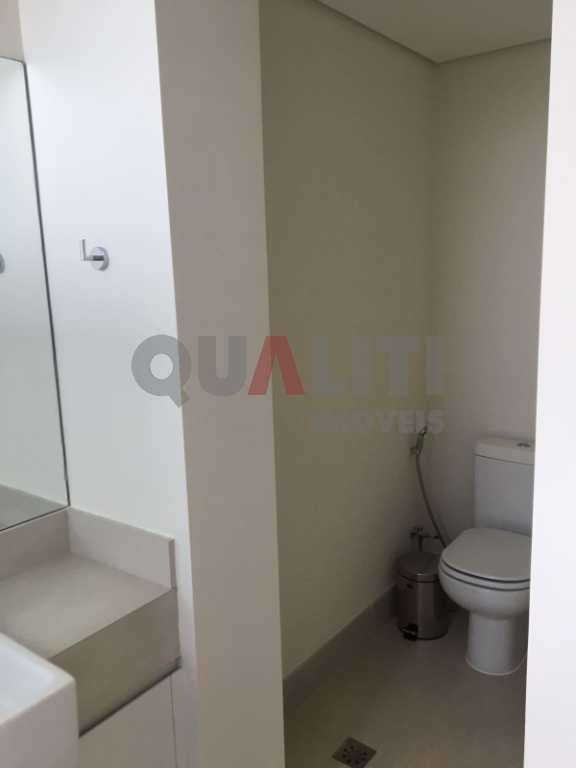 Apartamento com 106 m², 2 quartos e 2 suítes, closet, 1 vaga, mobiliado, para locação na Vila Mariana.