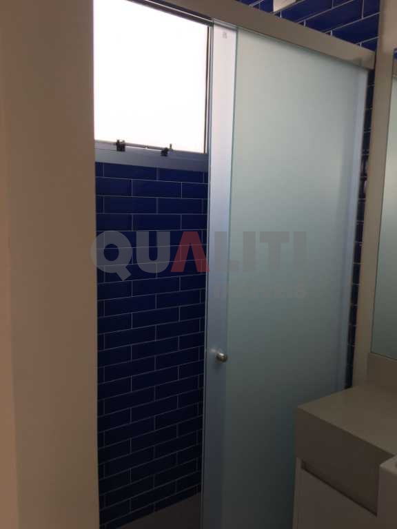 Apartamento com 106 m², 2 quartos e 2 suítes, closet, 1 vaga, mobiliado, para locação na Vila Mariana.