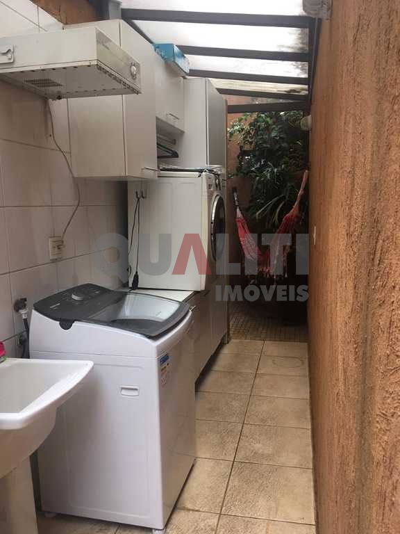 Casa Sobrado para venda na Chácara Santo Antônio.