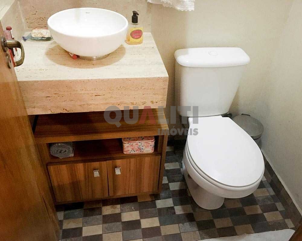 Casa Sobrado para venda na Chácara Santo Antônio.