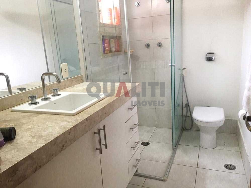 Casa Sobrado para venda na Chácara Santo Antônio.