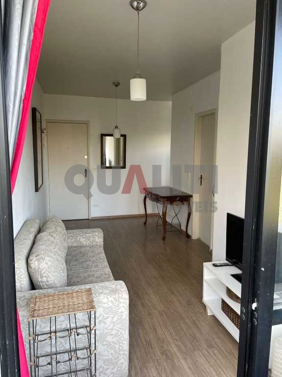 Apartamento à venda em Moema.