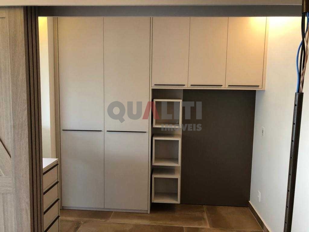 Apartamento para Venda na Chácara Santo Antônio com 2 dormitórios e 1 suíte.