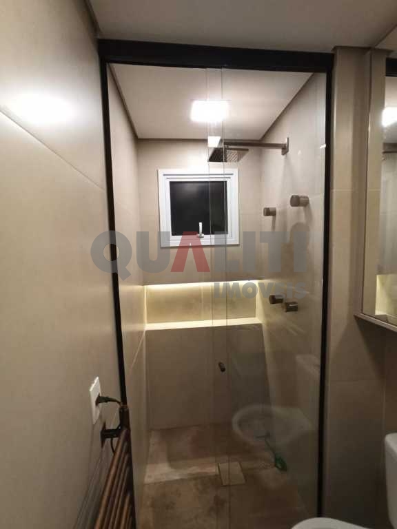 Apartamento para Venda na Chácara Santo Antônio com 2 dormitórios e 1 suíte.
