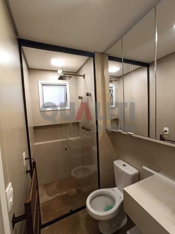 Apartamento para Venda na Chácara Santo Antônio com 2 dormitórios e 1 suíte.