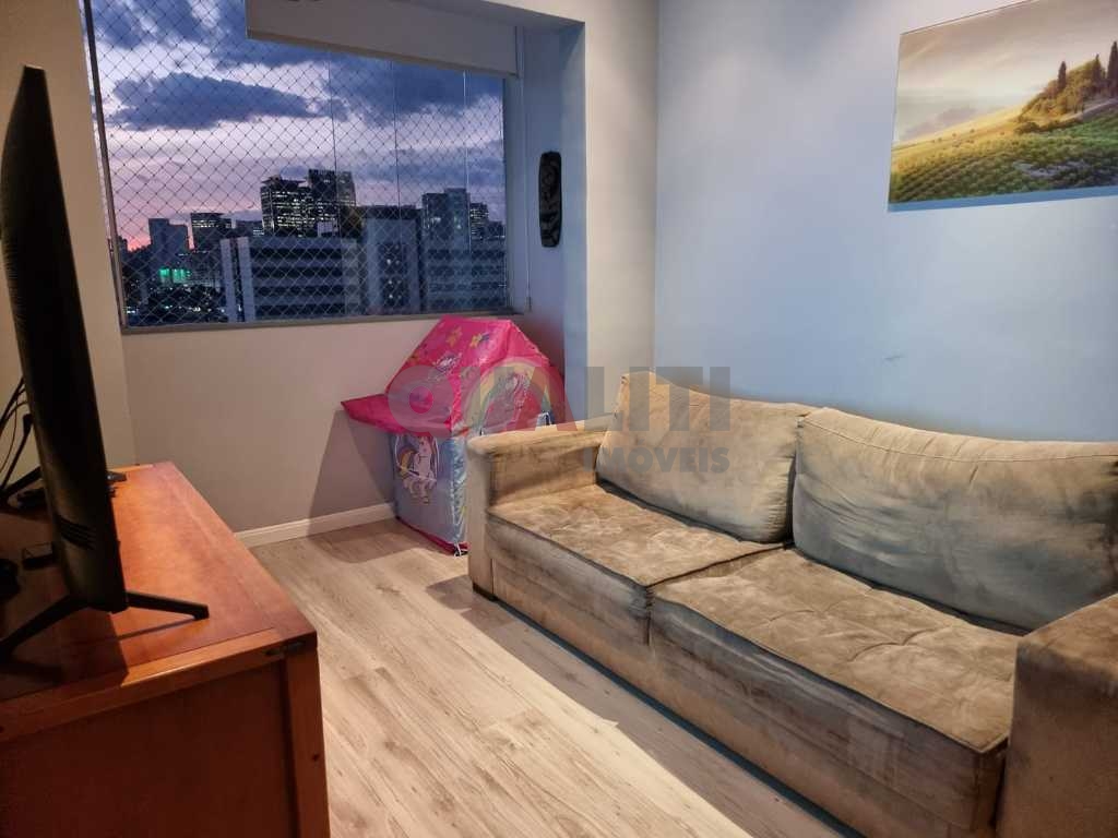 Apartamento para venda na Chácara Santo Antônio.