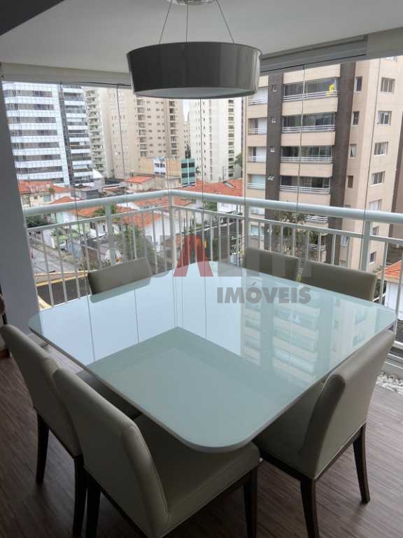 Apartamento para venda na Vila Olímpia lazer completo, próximo aos principais restaurantes da região.