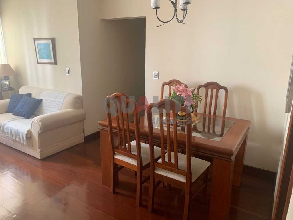 Apartamento à venda em Moema Pássaros.
