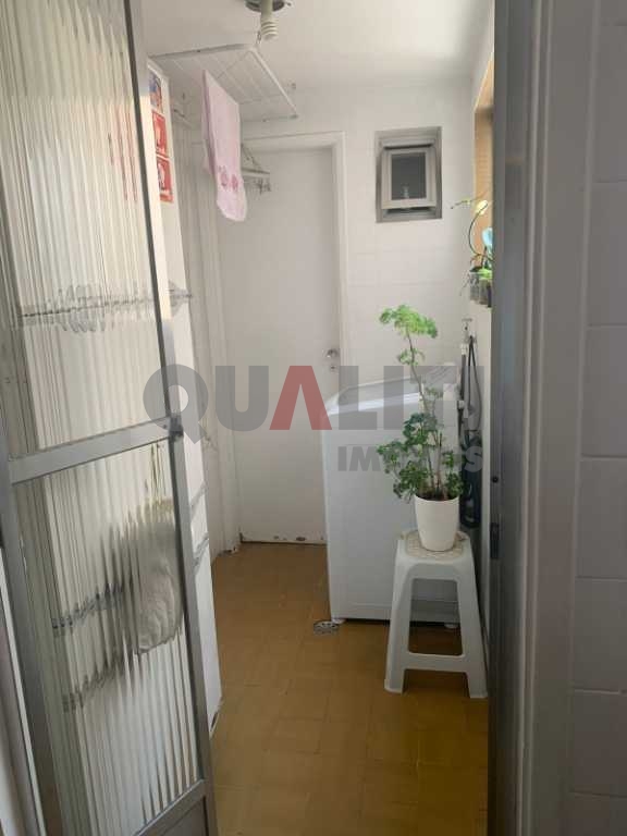 Apartamento à venda em Moema Pássaros.