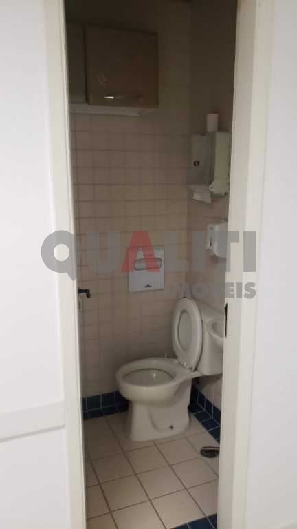 Sala em Conjunto Comercial à Venda e Locação no Brooklin.