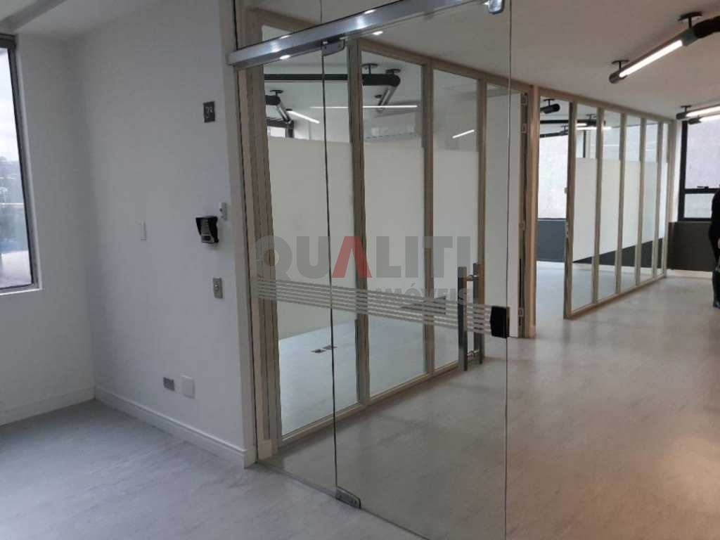 Sala comercial para venda e locação na Vila olímpia