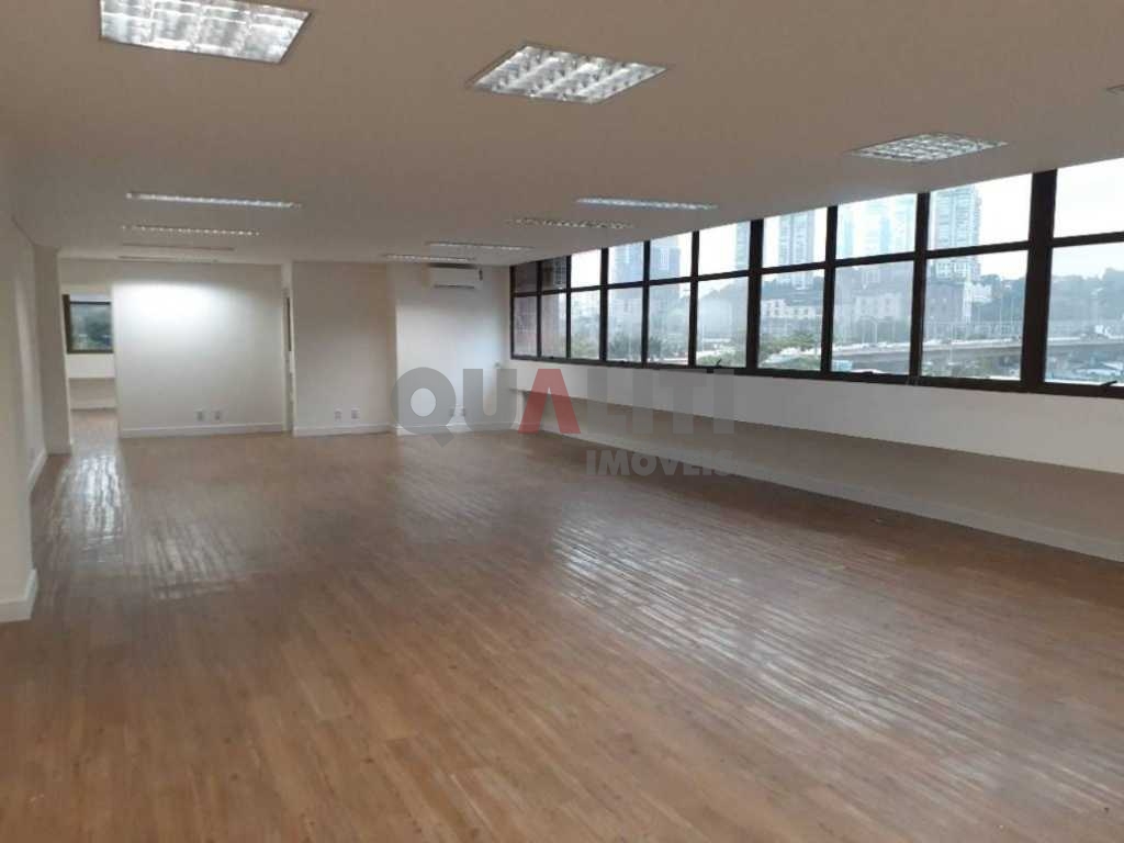 Sala comercial a venda e locação no Itaim Bibi