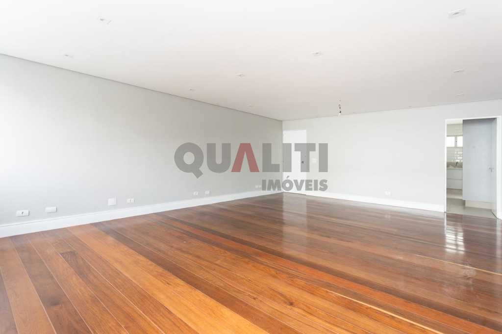 Apartamento a venda no Itaim Bibi