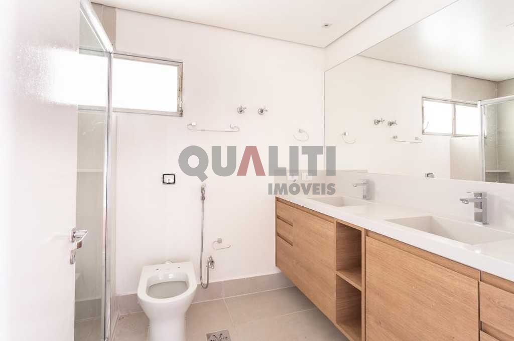 Apartamento a venda no Itaim Bibi