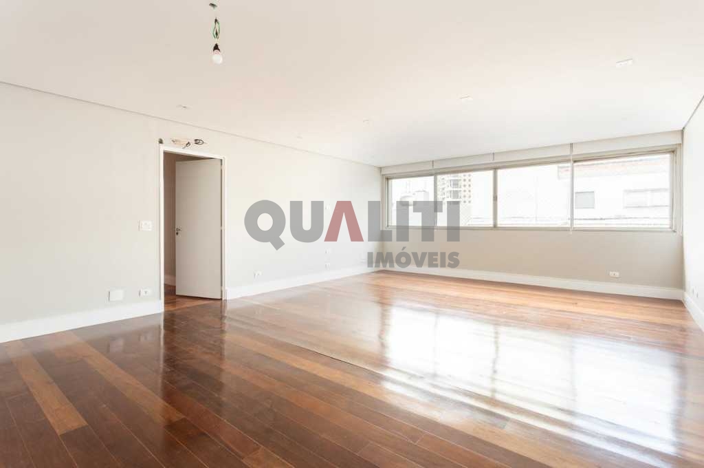 Apartamento a venda no Itaim Bibi