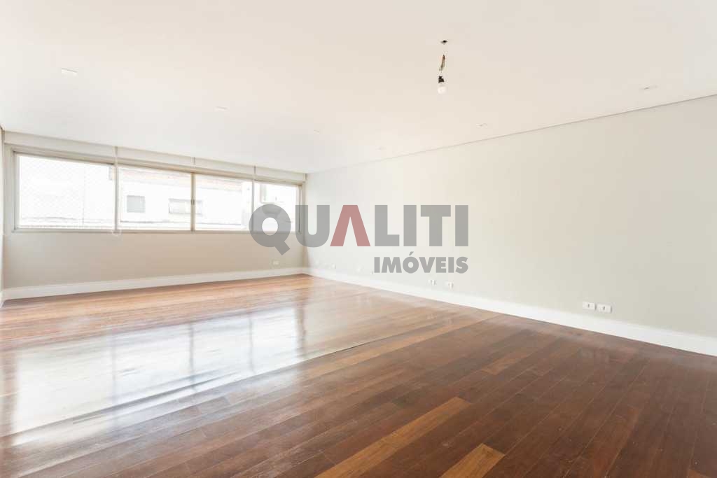 Apartamento a venda no Itaim Bibi