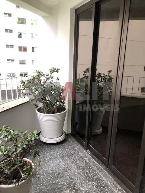 Apartamento para venda e locação no Campo belo