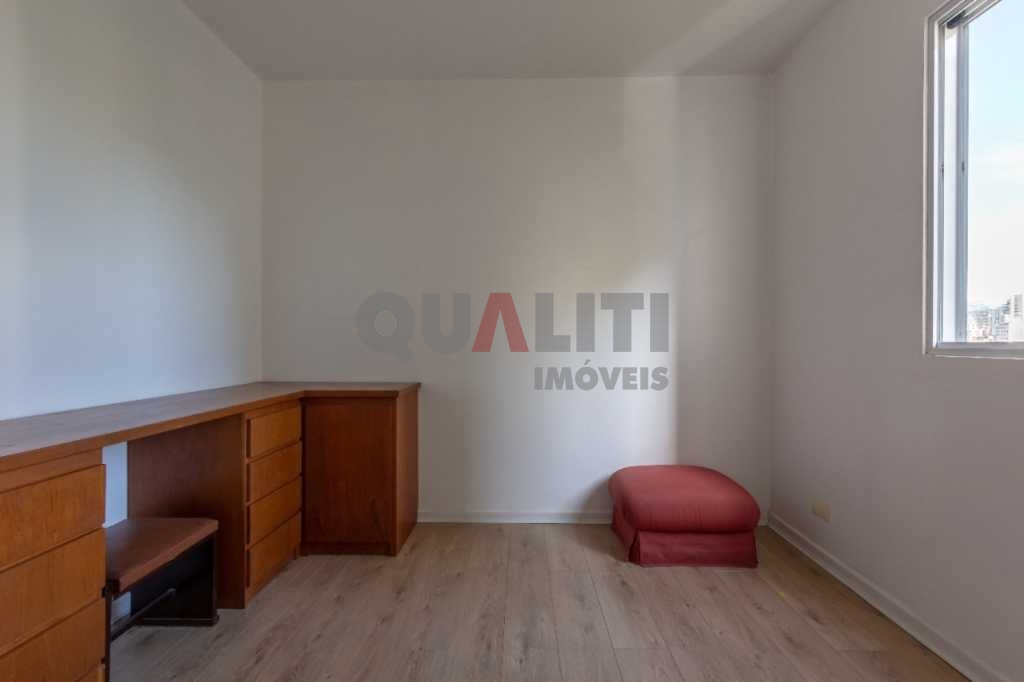 Apartamento a venda no Itaim Bibi totalmente reformado