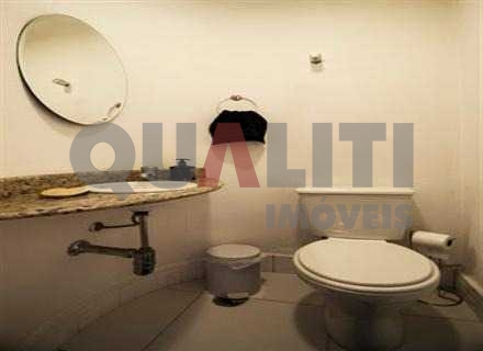 Apartamento Triplex á venda em Moema , 2 dormitórios, 1 suíte, 3 vagas
